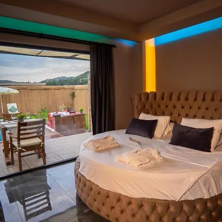 Honey 5 Hotel